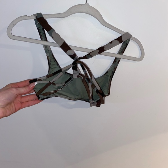 Camo bikini top - Picture 2 of 2